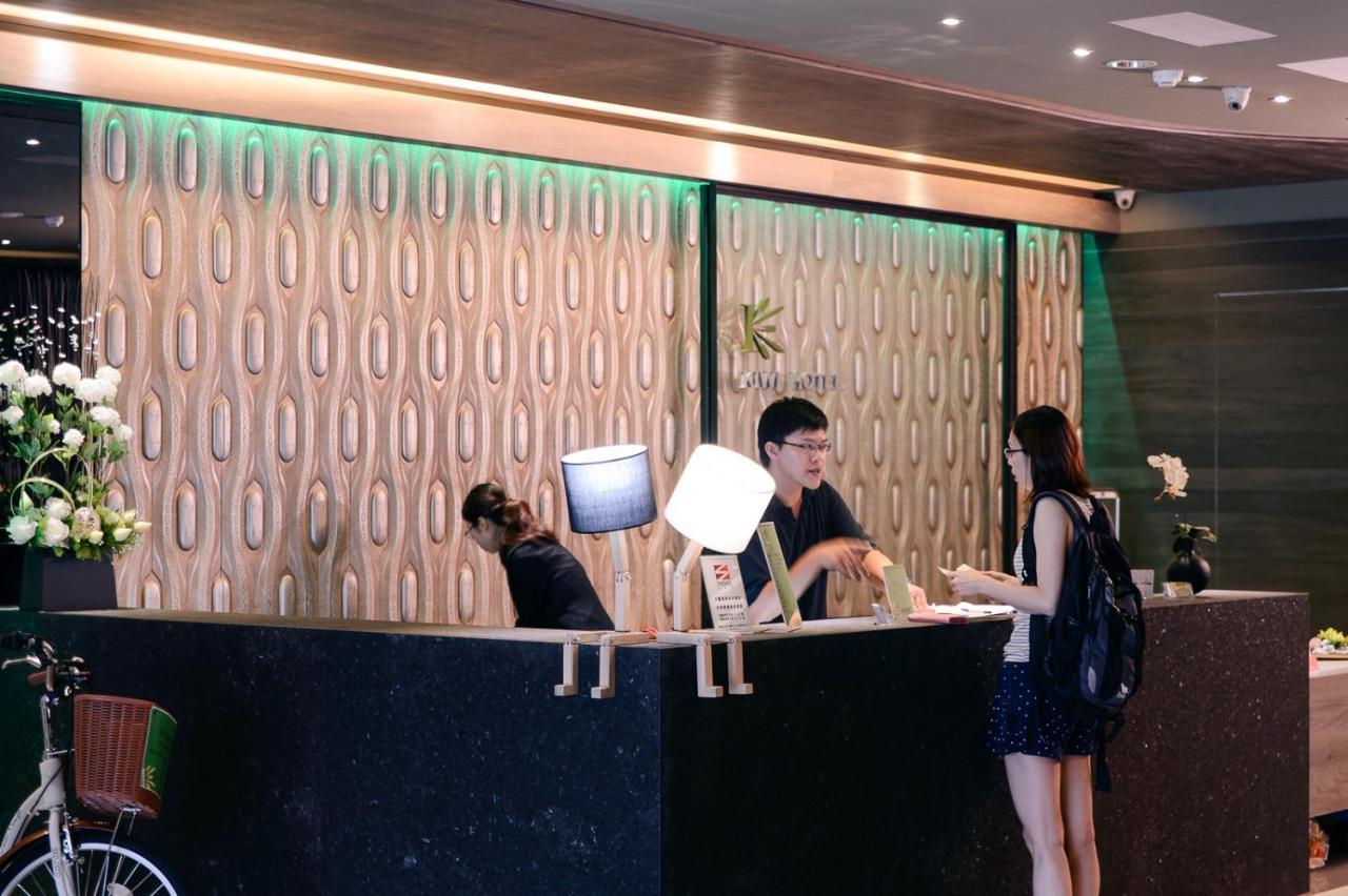 Kiwi Express Hotel - Jiuru Rd Kaohsiung Buitenkant foto